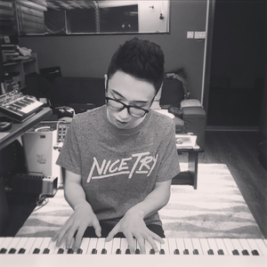 五十路老妇痴漢電車牲交
